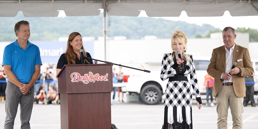 Dolly Parton Donates 1M to Mountain Ways